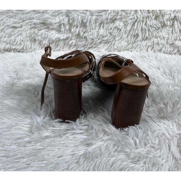 Michael Kors Alexia Platform Sandals Womens Size 9M Hair Calf Animal Print SH19A - Picture 3 of 16